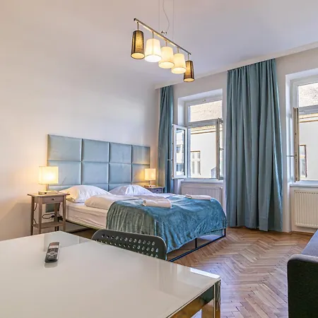 City Chic: Spacious 2 Bedroom Hideaway With Local Flair Wien Exterior foto