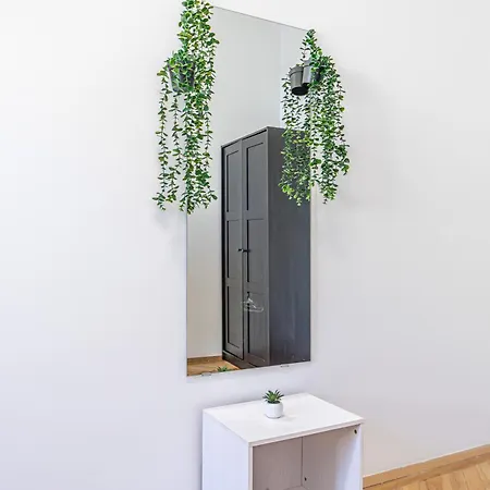 City Chic: Spacious 2 Bedroom Hideaway With Local Flair Wien Exterior foto